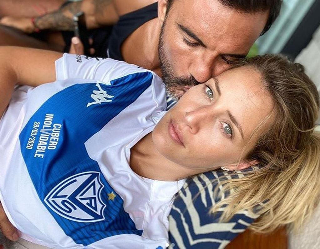 Micaela Viciconte y Fabián Cubero, a puro amor. (Instagram)