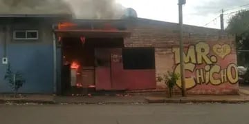 Puerto Rico: bomberos lograron sofocar incendio en una hamburguesería