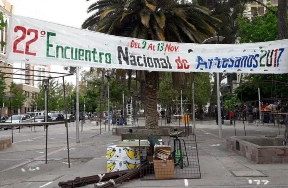 Arranca el 22º Encuentro Nacional de Artesanos en Neuquén. Foto: Twitter.