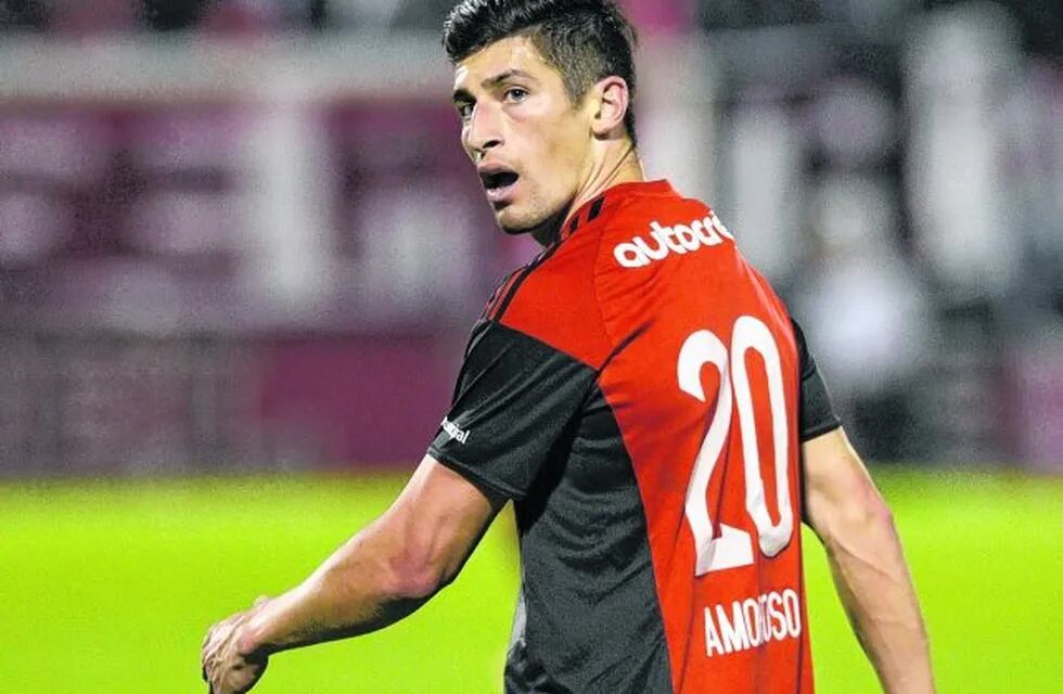 Joel Amoroso se va de la Lepra rumbo al fútbol chileno.