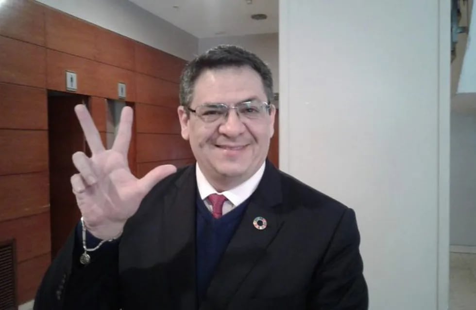 Ariel García presentó su candidatura a gobernador (Vía Tucumán)