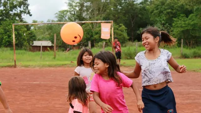Realizaron jornada recreativa para niños de la comunidad guaraní en Puerto Iguazú