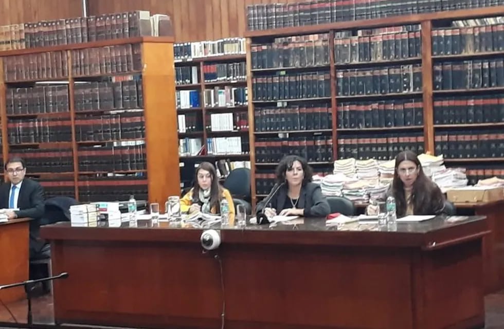 Las integrantes del Tribunal en lo Criminal Nº 3 de Jujuy