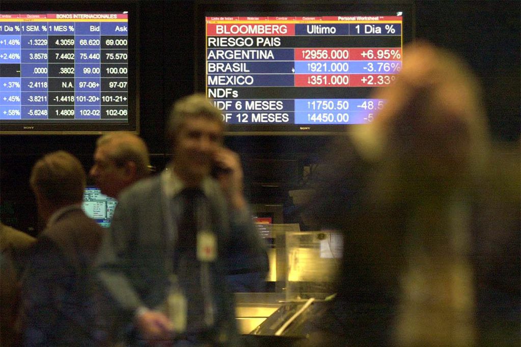 El riesgo país pasó los 2700 puntos en Argentina esta semana