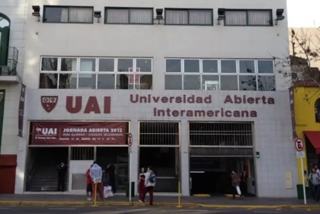 Una alumna de 18 años cayó desde el piso 11 de sede porteña de la Universidad Abierta Interamericana. (Prensa UAI)