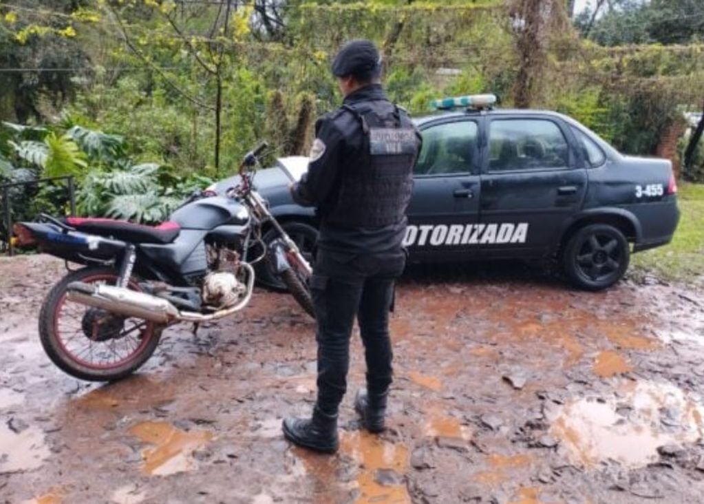 Oberá: hallan una motocicleta que había sido robada.