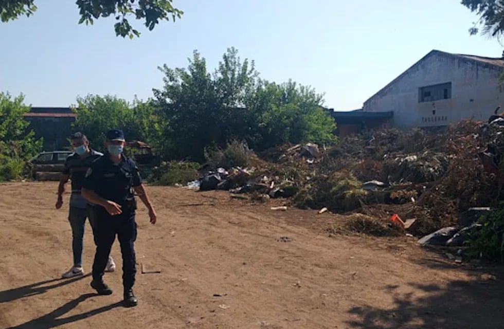 Los restos fueron hallados en un descampado en Villa Nueva.