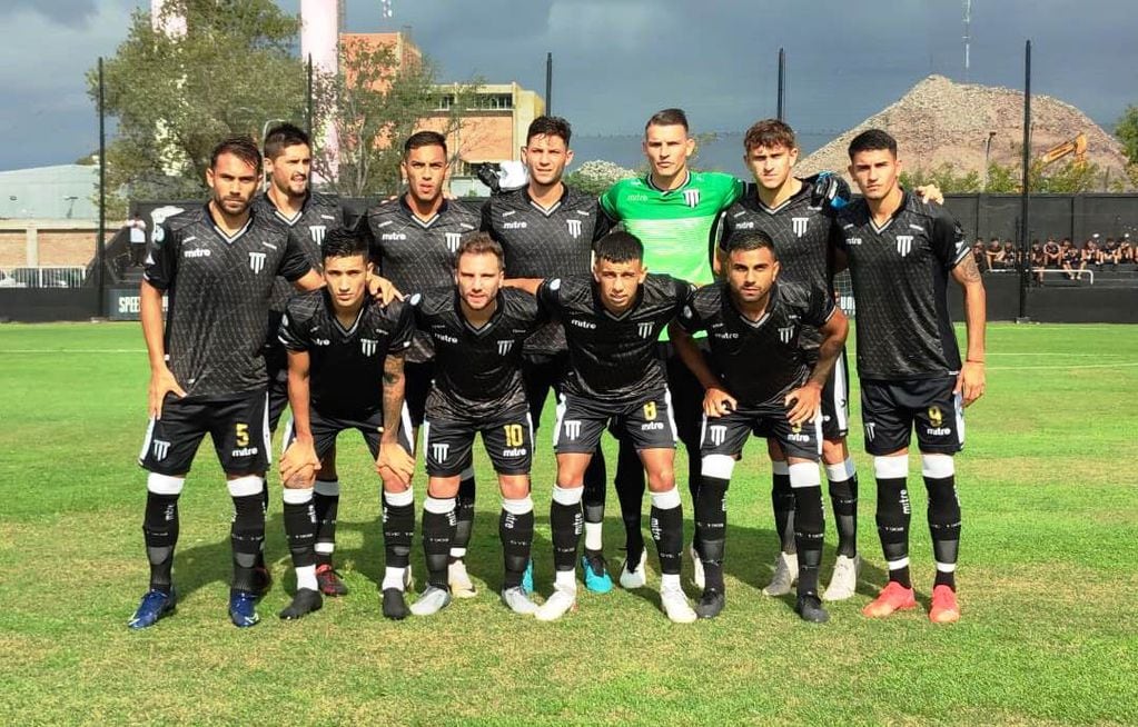 Por la septima fecha de la Primera Nacional, Gimnasi y Esgrima visita a Deportivo Riestra. / Gentileza: Prensa GyE.