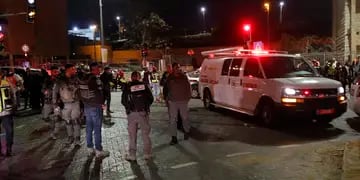 Al menos siete muertos en ataque junto a una sinagoga en Jerusalén