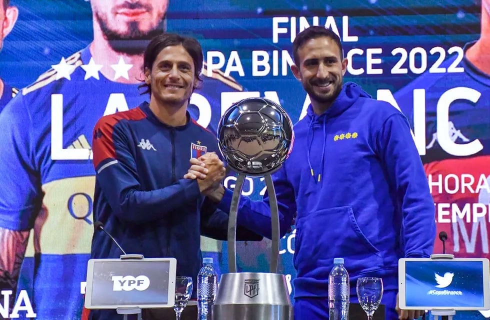 El Perro Sebastián Prediger, por Tigre, y Carlos Izquierdoz, capitán de Boca, anticiparon la final (telam).