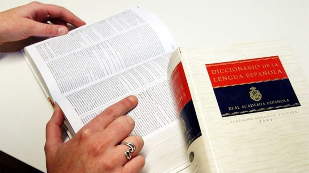 La RAE eliminó casi 3000 palabras del diccionario