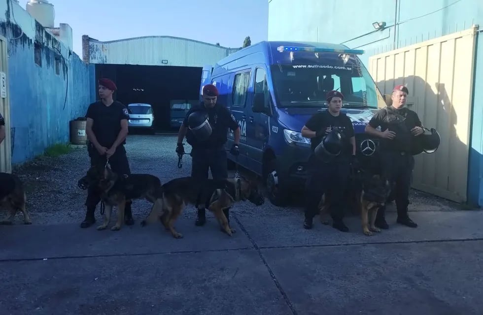 La Policía de Santa Fe montó un operativo especial en Arijón al 2300.