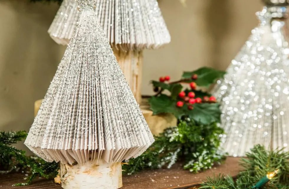 Árboles de Navidad con material reciclado (web)