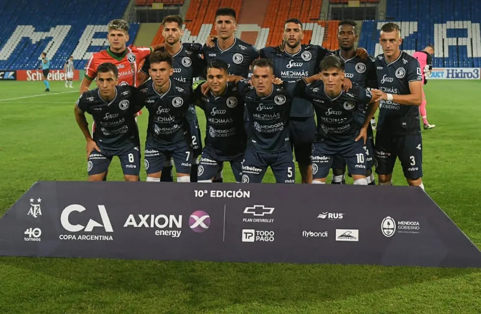 Independiente Rivadavia derrotó a Gimnasia y Esgrima y pasó de fase en la Copa Argentina.