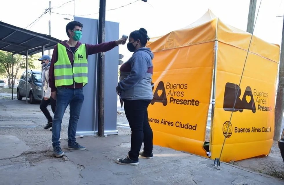 Vecinos de la Ciudad brindan su ayuda (Foto: buenosaires.gob.ar)