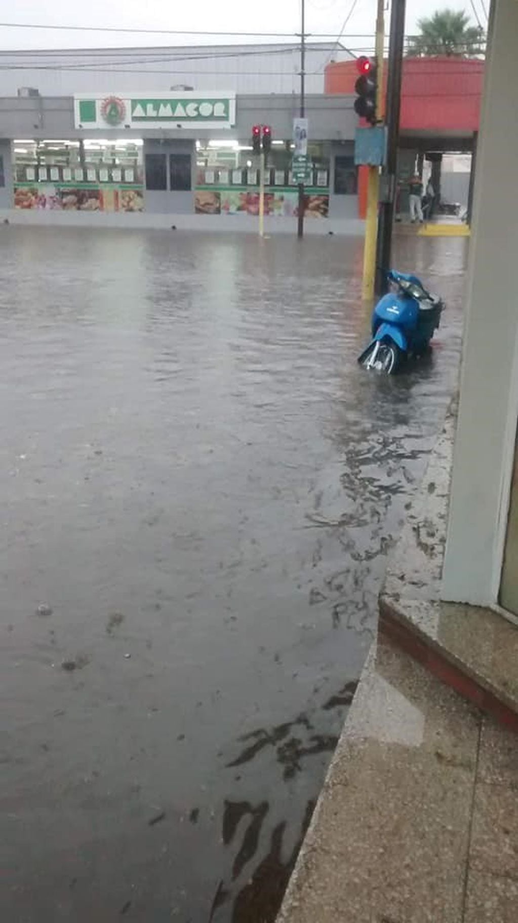 Intensa lluvia en Arroyito