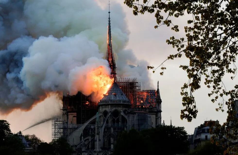 Incendio en Notre Dame (AFP)