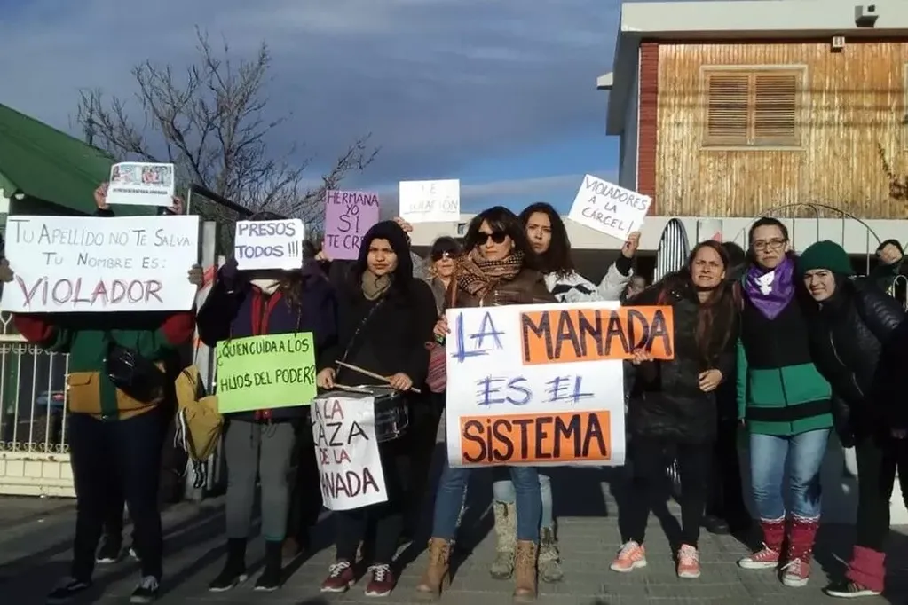 Postergan el juicio por abuso sexual de "la manada de Chubut".