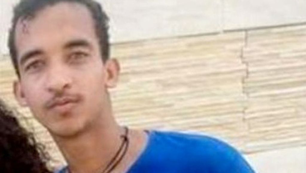 José Ernesto da Silva Ferreira, el joven de 18 años que murió tras ser atacado por un tiburón en una playa de Recife, Brasil.