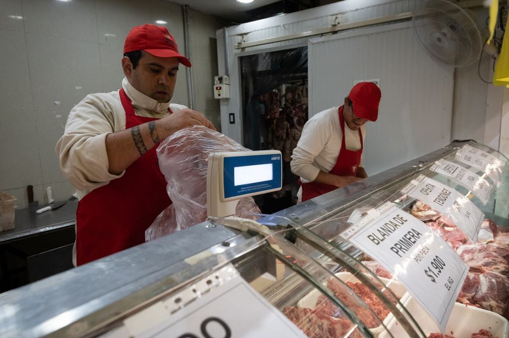 La carne fue uno de los rubros que desaceleró sus precios. Foto: Ignacio Blanco / Blanco