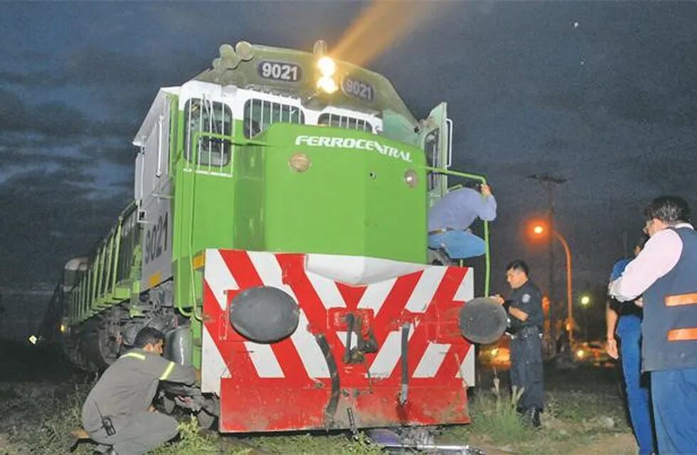 Cuatro vagones del tren sojero se descarrilaron a la altura de Taboada, en el departamento de San Martín