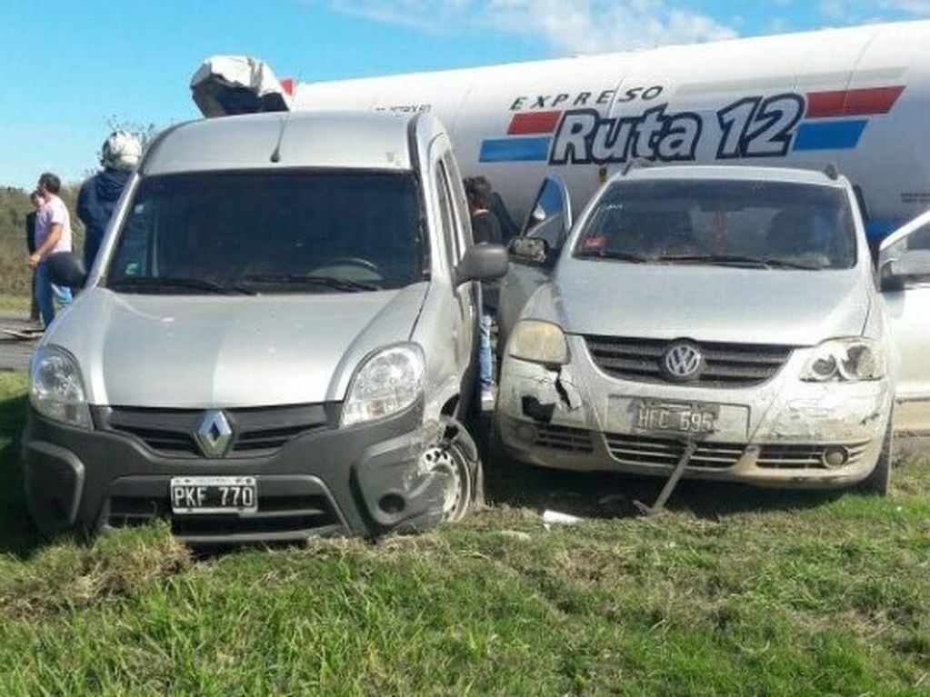 El siniestro vial ocurrió en la autopista Rosario-Santa Fe mano al sur.