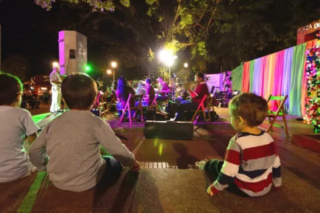 Este sábado y domingo habrá actividades culturales a la gorra en la plaza Sarmiento