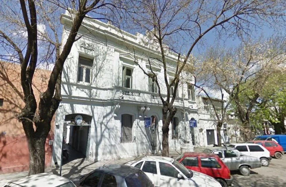 La denuncia por el siniestro fue radicada en jurisdicción de la Comisaría 5°. (Google Street View)