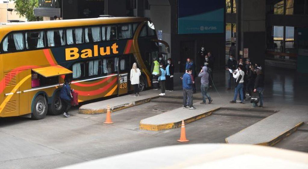 Llegaron los primeros colectivos de larga distancia a Córdoba después de ocho meses.