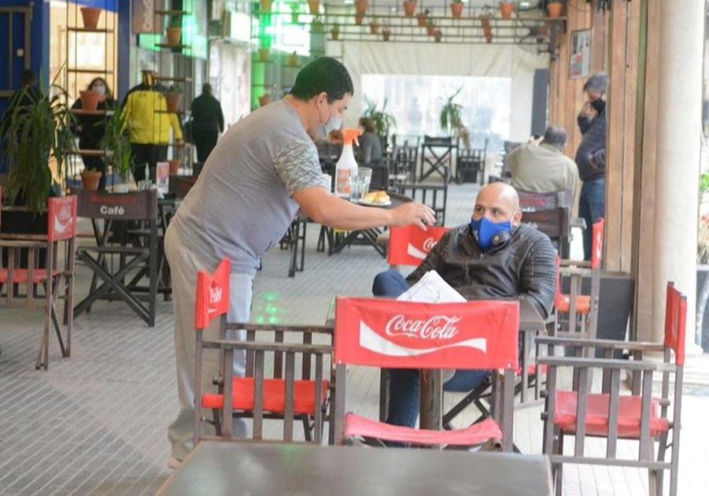 Reapertura de los bares y restaurantes en Santiago del Estero. (Fotos: El Liberal).