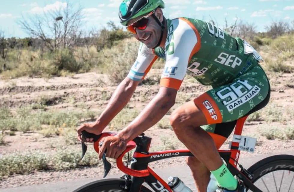 Juan Pablo Dotti, fue el ganador de la más difícil de las etapas de la Vuelta de Mendoza y es el poseedor de la Malla Líder. Mañana concluye la Vuelta. Gentileza