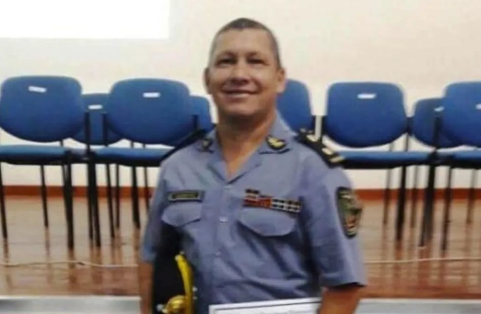 Ramón Esteban Galeano, Comisario Inspector de la Policía de Misiones, murió a causa de un infarto durante un partido de fútbol.
