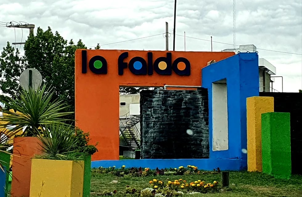 Ingreso a la ciudad de La Falda. Enero 2021. (Foto: VíaCarlosPaz).