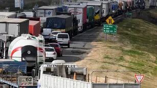 Demoras de tránsito en la Autopista Rosario-Buenos Aires