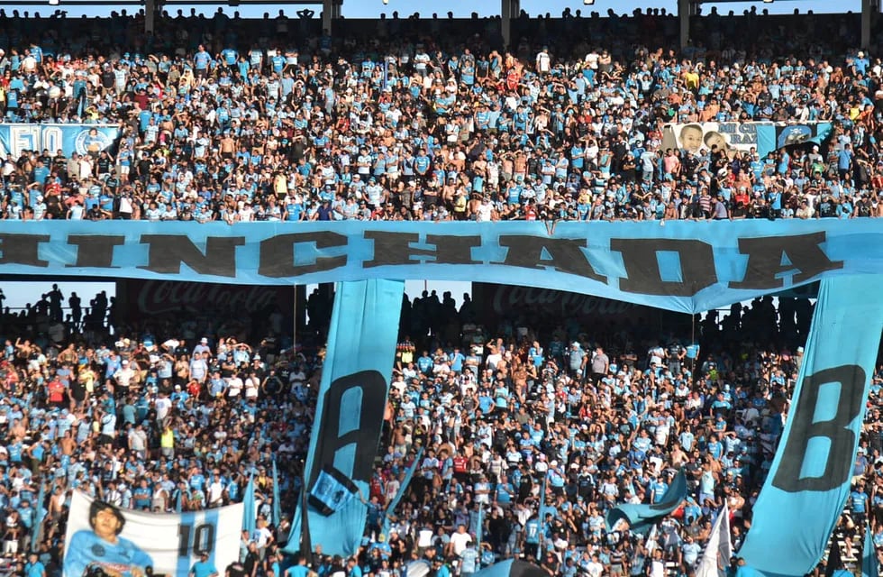 Belgrano y su gente, listos para la tercera fecha de Liga Profesional en Santiago (Facundo Luque / La Voz).