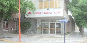 Alumni Foot Ball Club festeja sus 98 años