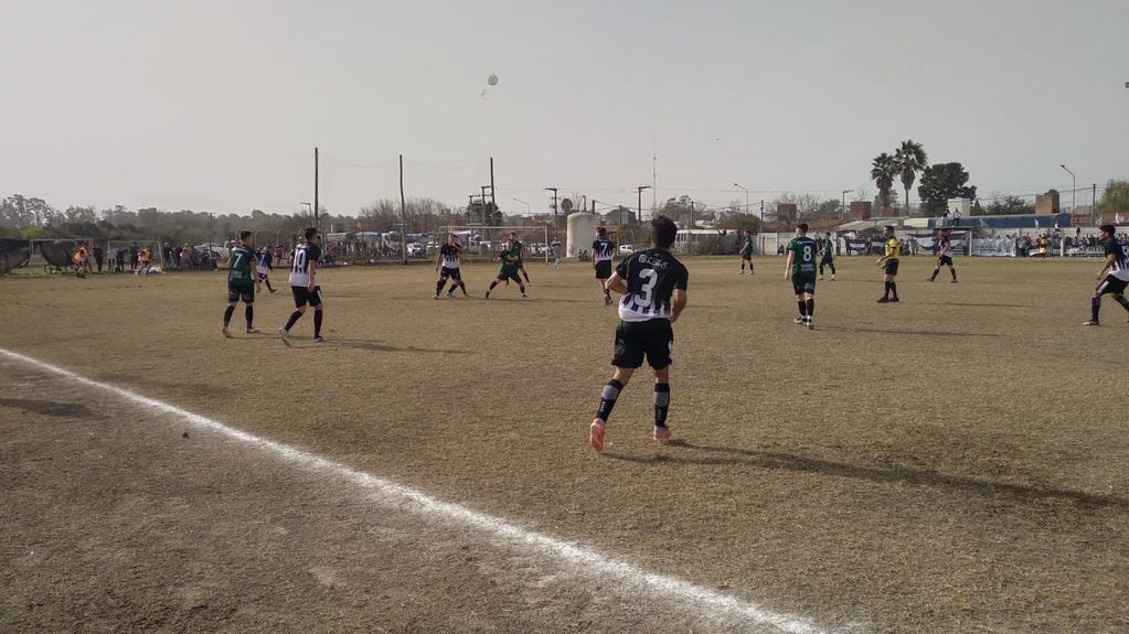 Fútbol Cultural Arroyito vs CAPU La Tordilla semifinal