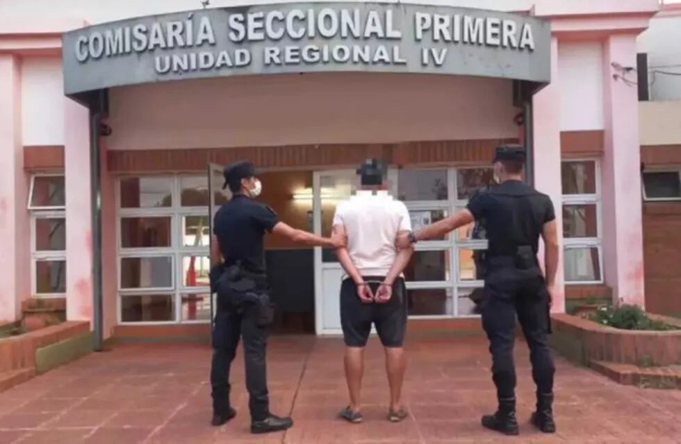 Prefecturiano acusado de abusar sexualmente de una menor seguirá detenido.