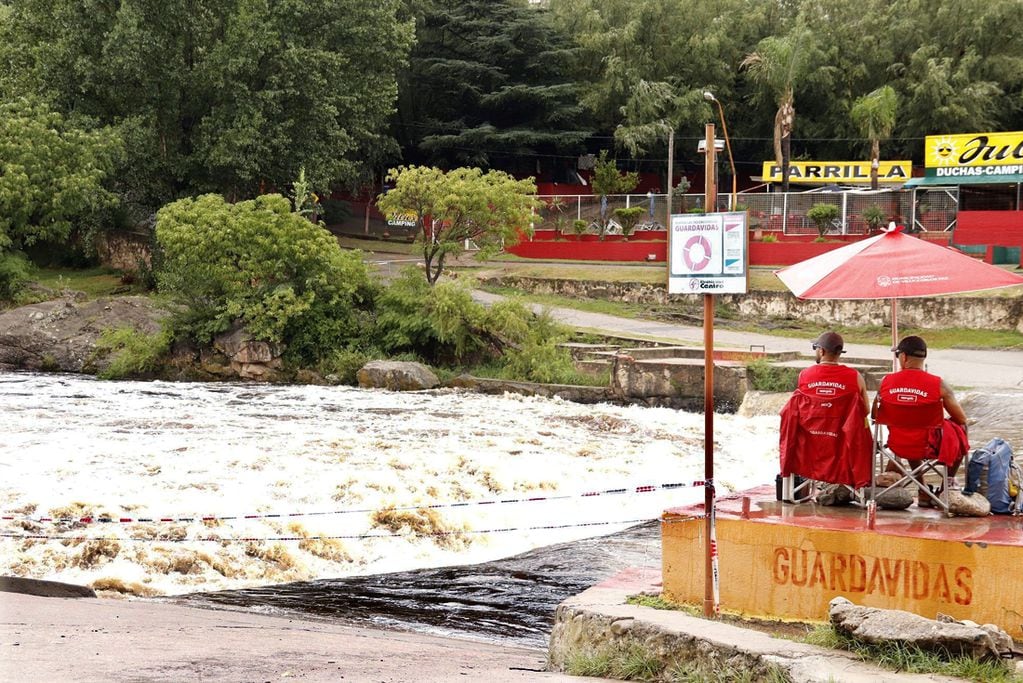  ID:6826801 Creciente 
crecida del Río San Antonio en Carlos Paz
Yanina Aguirre