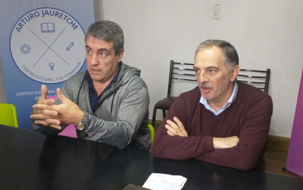 Martín Garate anunció la presencia de Tolosa Paz en Tres Arroyos