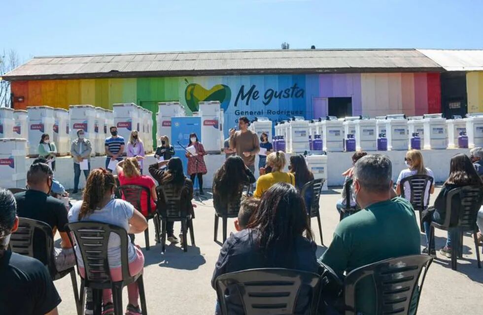 El intendente de General Rodríguez, Mauro García, en el acto. (Infobae)