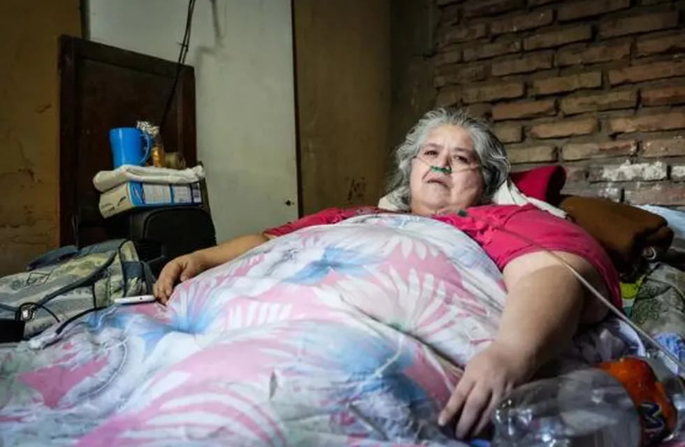 Zulma Bustos es sanjuanina y pesa 300kilos y deberá desalojar su pieza en 10 días. Pide ayuda.