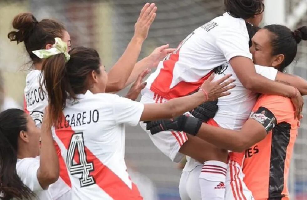 River es el primer finalista del Torneo Transición de fútbol femenino profesional.