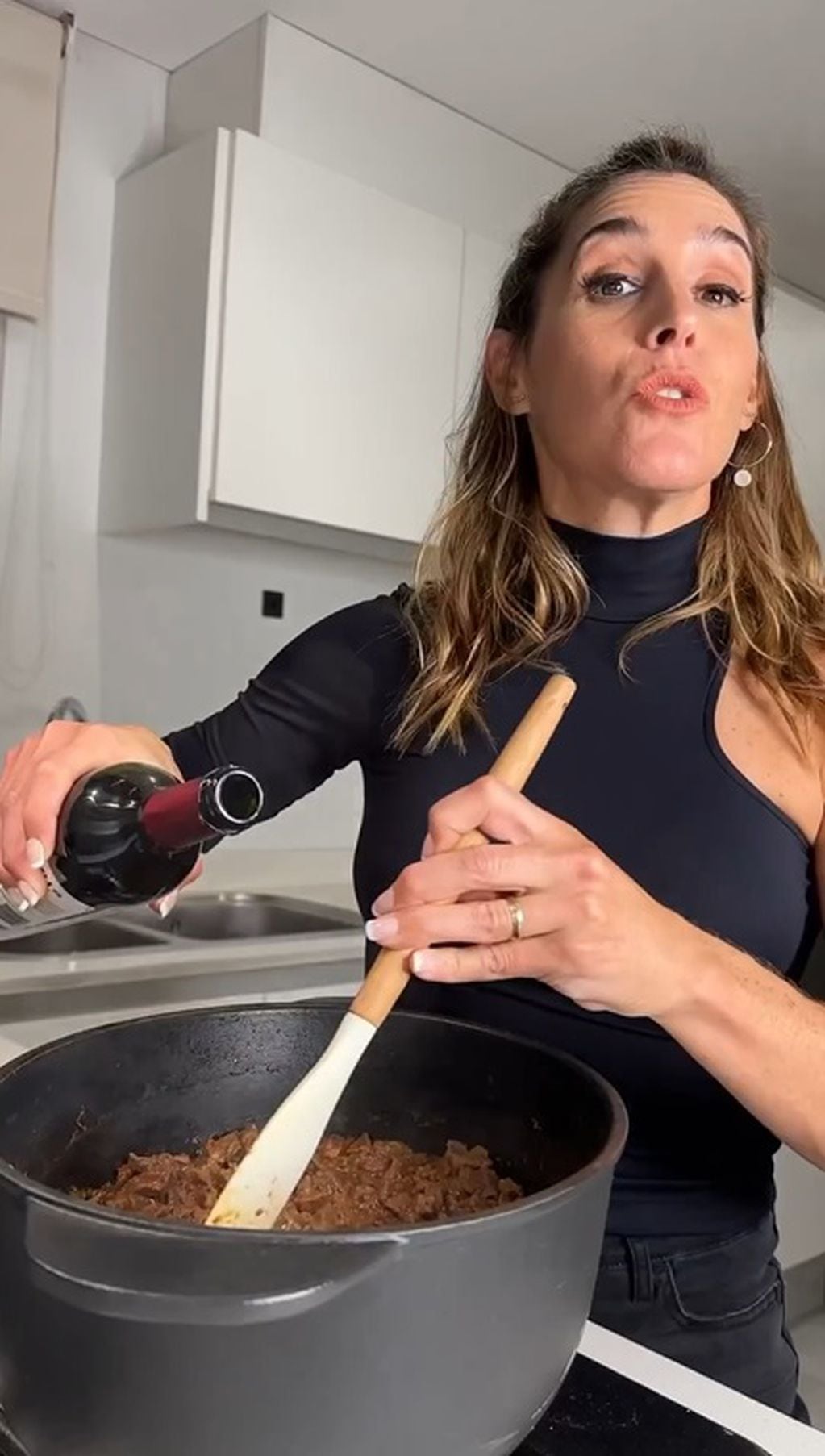 Soledad Pastorutti se animó a la cocina