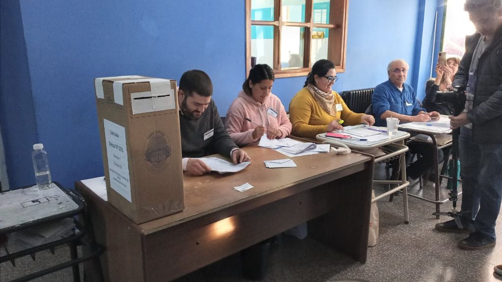 Elecciones Convencionales Constituyentes en la ciudad de Ushuaia.