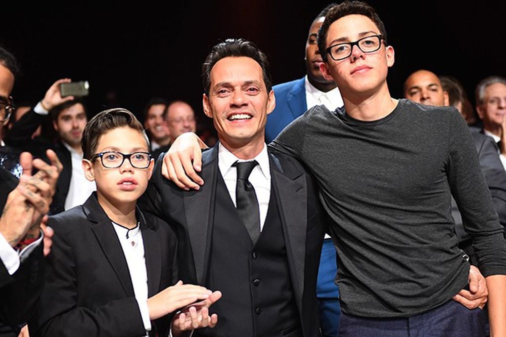Marc Anthony junto a sus hijos Cristian y Ryan Anthony