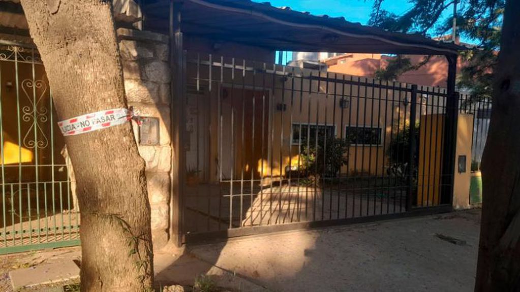 La víctima tenía 22 años y fue abordada a tres cuadras de su casa.