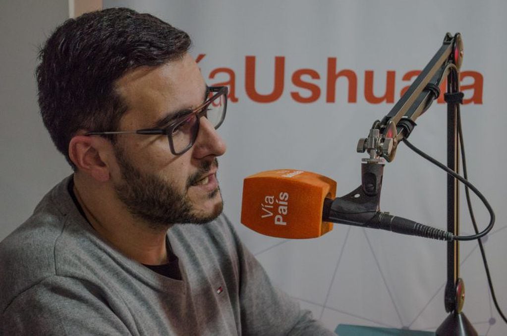 Vía Ushuaia Radio - Entrevista al Secretario de Cultura de la Provincia