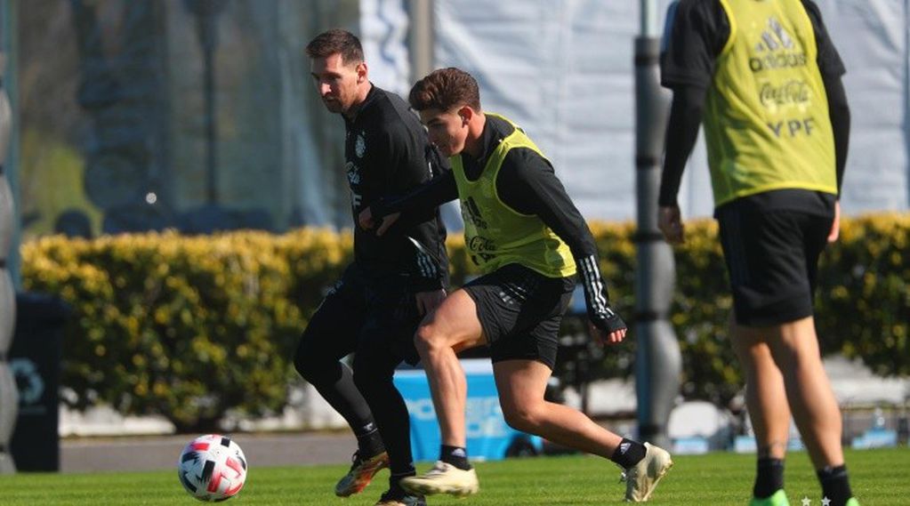 Julián Álvarez de Calchín a la Selección Mayor