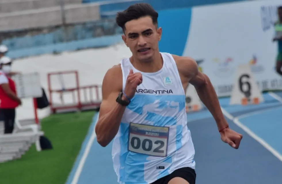 El mendocino Agustín Pinti finalizó 3° en la serie con 21.08 (+1,8 m/s) y clasificó a la final de los 200 metros.